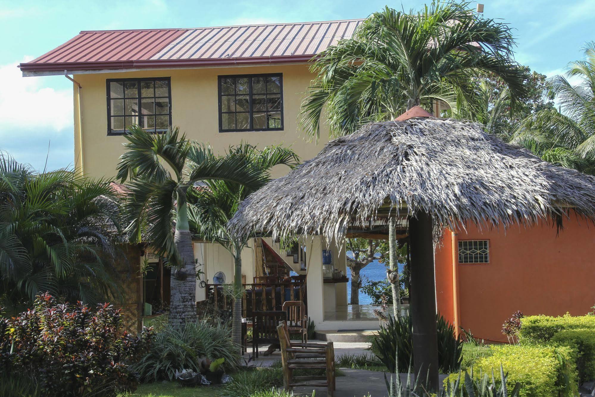 Isla Hayahay Beach Resort And Restaurant Calape Extérieur photo