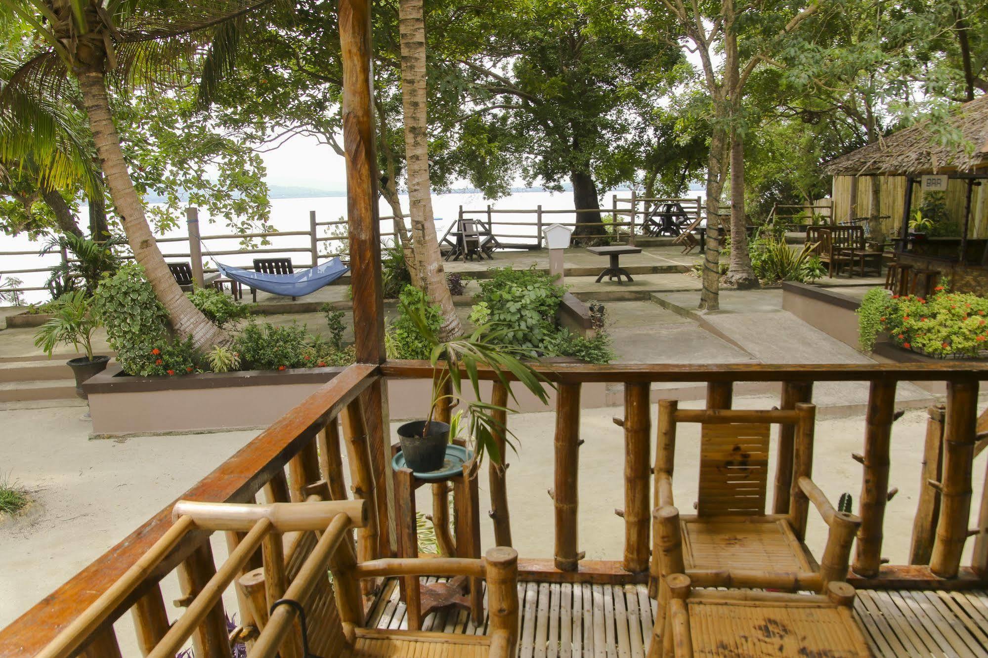 Isla Hayahay Beach Resort And Restaurant Calape Extérieur photo